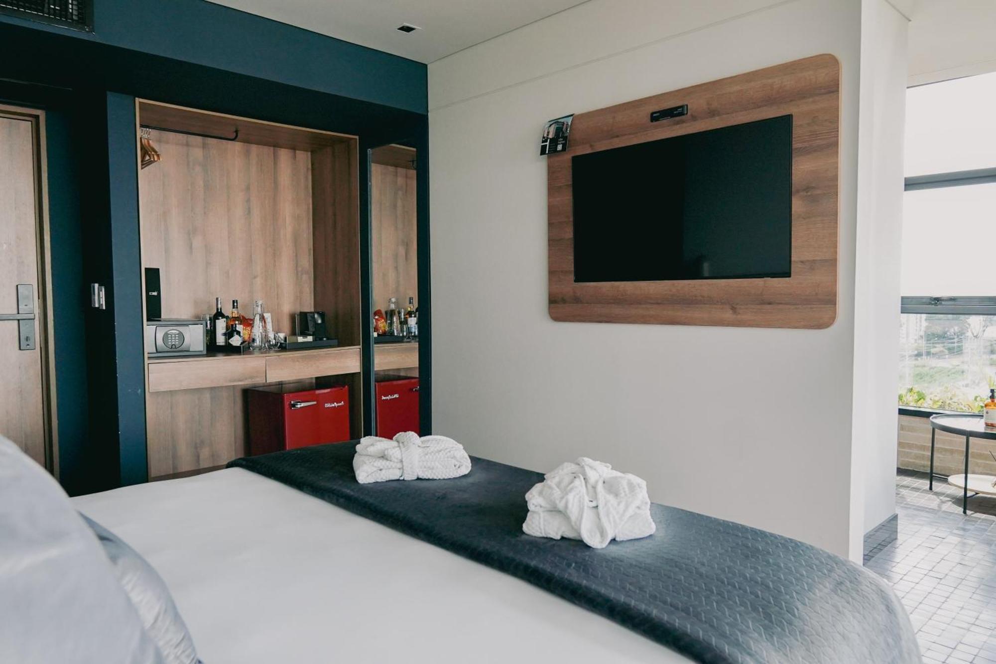 Hotel Sexto By Icono Armenia  Exteriör bild